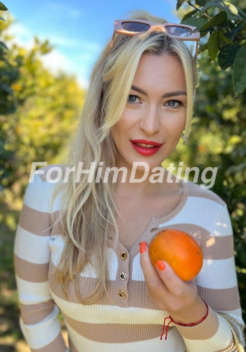 Ukrainian women Tina 45 years old from Kiev